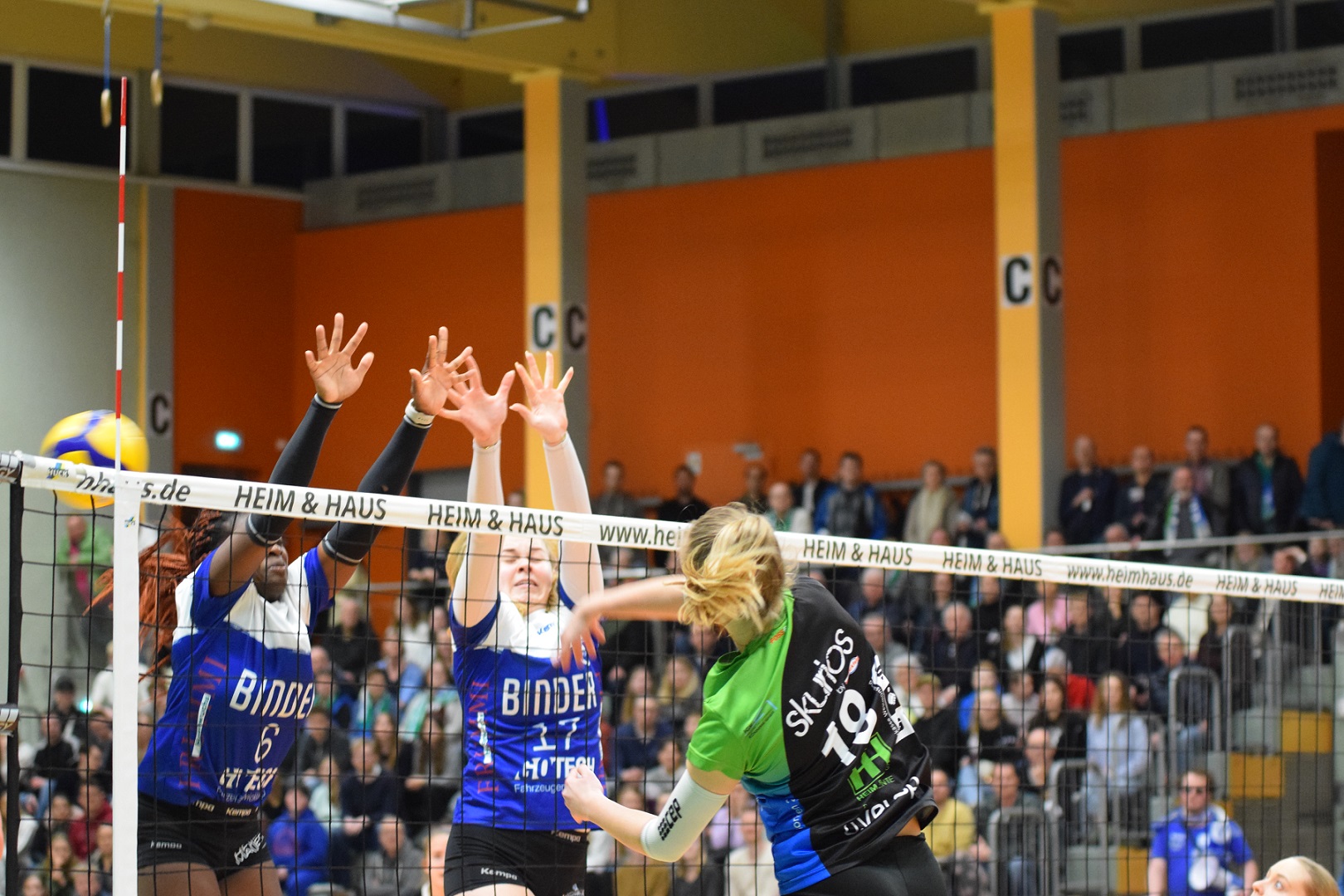 Spielbericht: Binder Blaubären TSV Flacht auswärts gegen die Skurios Volleys Borken