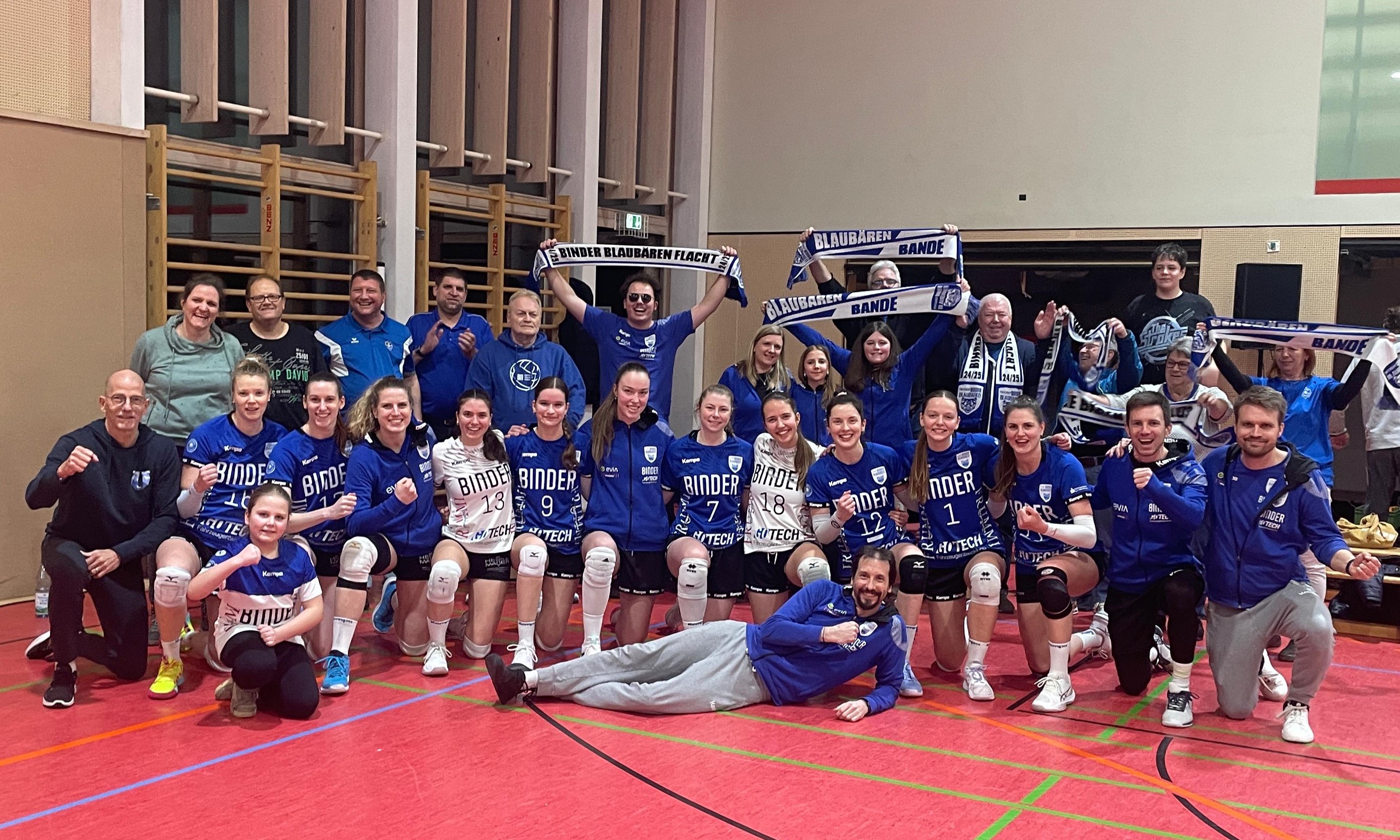 Nachbericht Pokal: Unnötig spannend: Binder Blaubären Flacht ziehen ins Pokalfinale ein